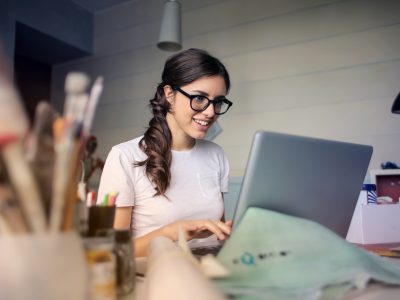 photo-of-woman-using-her-laptop-935756.jpg photo-of-woman-using-her-laptop-935756.jpg